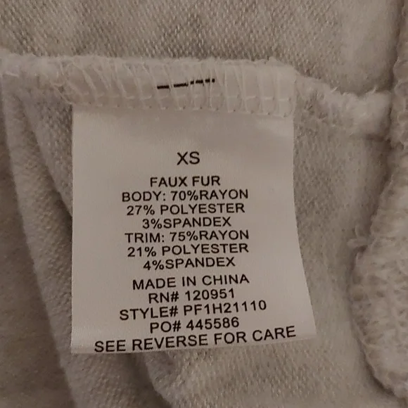 Pink Republic Cream Sherpa Pullover Sz XS Striped Elbow Detail Soft 3/4 Zip Up - Picture 4 of 4